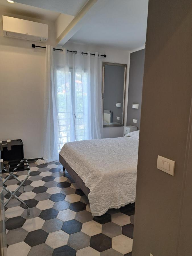 Pavian Hotel Levanto Kültér fotó