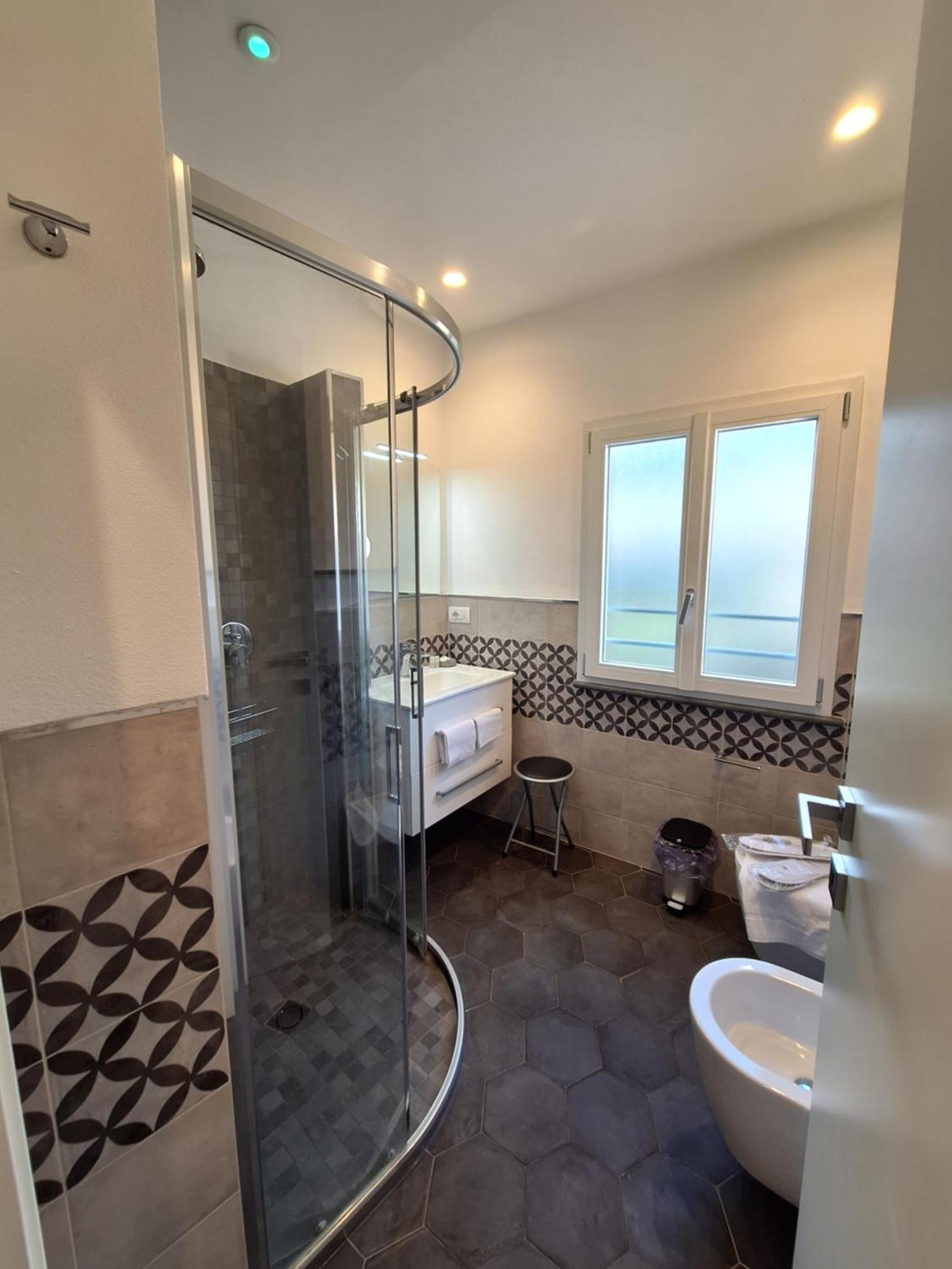 Pavian Hotel Levanto Kültér fotó